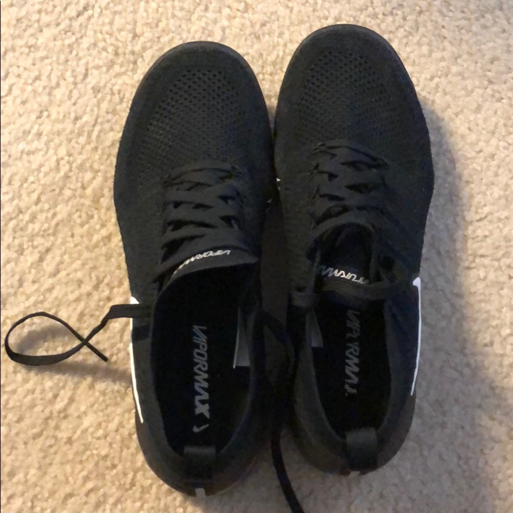 NIKE VaporMax size 10 worn once